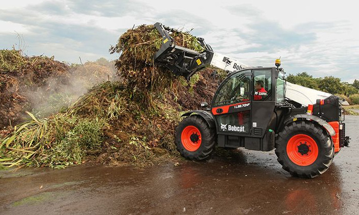 Bobcat E08 enge Einfahrt